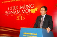 bo ngoai giao gap mat bao chi nuoc ngoai