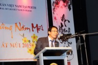 gioi tre hao huc san li xi dam chat viet