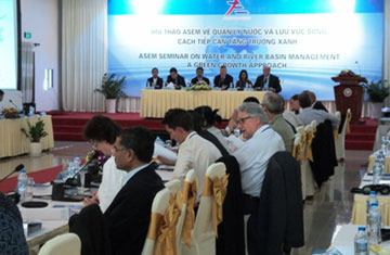 dien dan hop tac a au nhat tri day manh hop tac bao ve nguon tai nguyen nuoc theo huong tang truong xanh