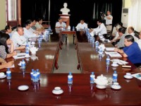 viet kieu lao dau tien duoc trao huy hieu 65 nam tuoi dang