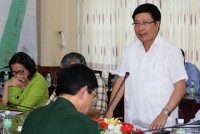 thu truong le hoai trung lam viec voi lanh dao ubnd tinh son la