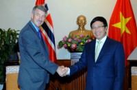 quoc hoi na uy ung ho viec phat trien quan he voi viet nam