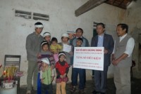 nhung trai tim dong cam tri an cac gia dinh thuong binh liet si