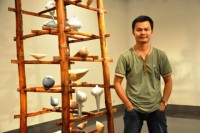 kinh ngac can phong khach hien dai cua chu chim se ngo xanh