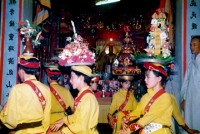 doc dao le khanh tiec chua ba nam phuong