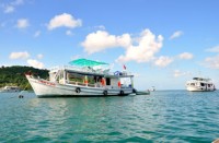 Du lịch nhân kỳ nghỉ 30/4 và 1/5: Nhiều sự lựa chọn