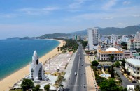 con tam tren bien nha trang