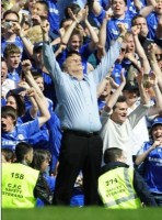 chan bong da ti phu abramovich se ban chelsea voi gia 2 ty bang