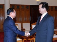 loai bo nhung can bo cong chuc nhung nhieu co kho khong