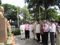 ngam hoa sen de nho nguoi