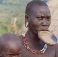 Bộ lạc Surma ở Ethiopia:Hành xác để làm đẹp