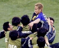 honda sang che thiet bi giup be ngung khoc nho tieng xe hoi