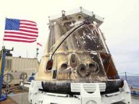 phi thuyen bi an cua my tro ve trai dat sau 718 ngay