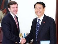 sieu du thuyen dau tien qua kenh dao panama mo rong