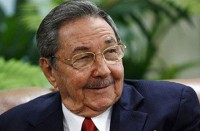 tong bi thu trao huan chuong sao vang tang chu tich raul castro ruz