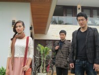 chieu ngang qua pho cu buc tranh chan thuc ve nguoi ha noi