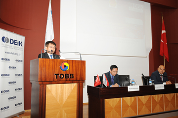 tan cang sai gon tim cho dung o thi truong tho nhi ky