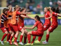 nu tuyen thu bong da viet nam duoc vinh danh tren bbc