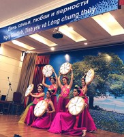 ngay gia dinh tinh yeu va long chung thuy