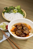 banh mi kep tong thong my thuong thuc o nhat ban chay hang