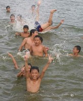 canh bao nguy co tu vong cao do lam viec qua suc tai nhat ban