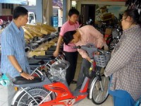 quan ly xe dap dien trao quyen cho dia phuong