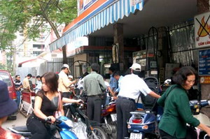 giam gia xang dau 1000 donglit