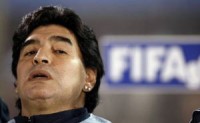 maradona nhap vien sau tran dau giua argentina va nigeria