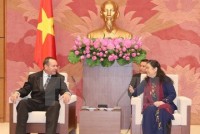 chu tich quoc hoi tiep dai su new zealand va dai su philippines