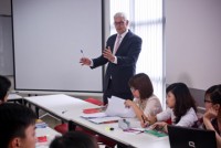 nhieu sinh vien quoc te se den viet nam thuc tap