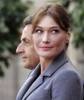 8 bieu tuong cua thoi trang ngoai giao hang dau the gioi