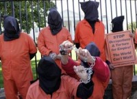 my tiep tuc chuyen tu nhan khoi nha tu guantanamo