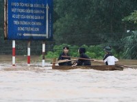 cac tinh mien trung mua giam dan nuoc lu co the rut cham