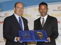 bao anh noi gi ve viec ryan giggs lam giam doc pvf