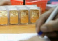 vang sjc tiep tuc giam trong phien giao dich cuoi tuan