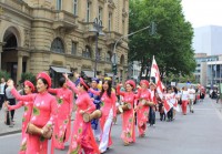 le gio to dau tien tai duc