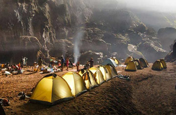 doc quyen khai thac son doong nen khong