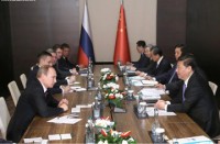 nga trung tang cuong quan he qua chuyen tham cua putin