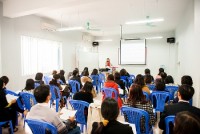 noi niem giao vien da mau o my