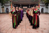 nguoi dep kinh bac toa sang mien quan ho