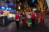 ma n nha n canh trang hoang don nam moi o moscow