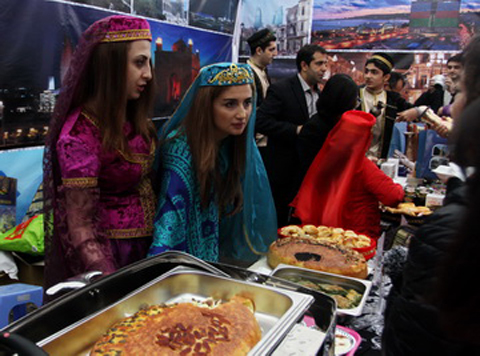 am thuc ket noi cong dong asean voi ban be quoc te