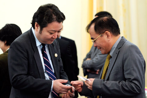 de gap go nhat ban can lam su chu dong tu dia phuong