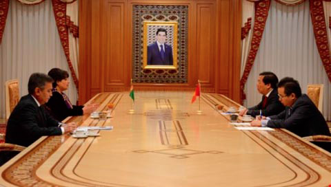 dai su viet nam tai nga kiem nhiem turmenistan trinh quoc thu