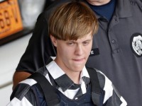 phap is xa sung tai paris hai nguoi thiet mang