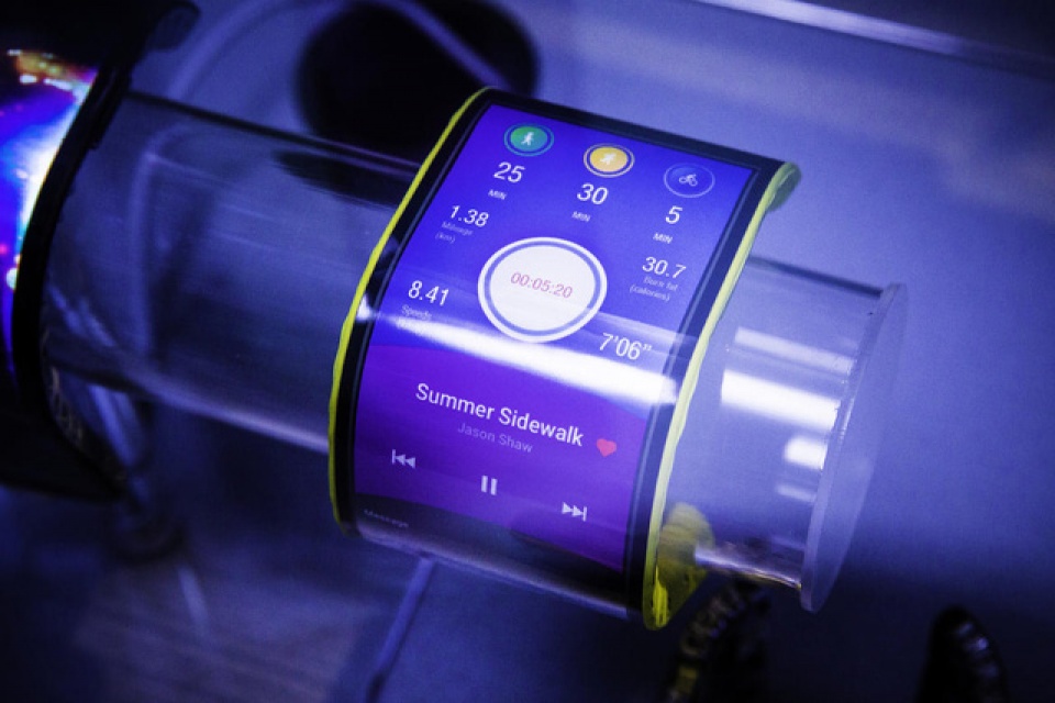 da den thoi cua dien thoai deo