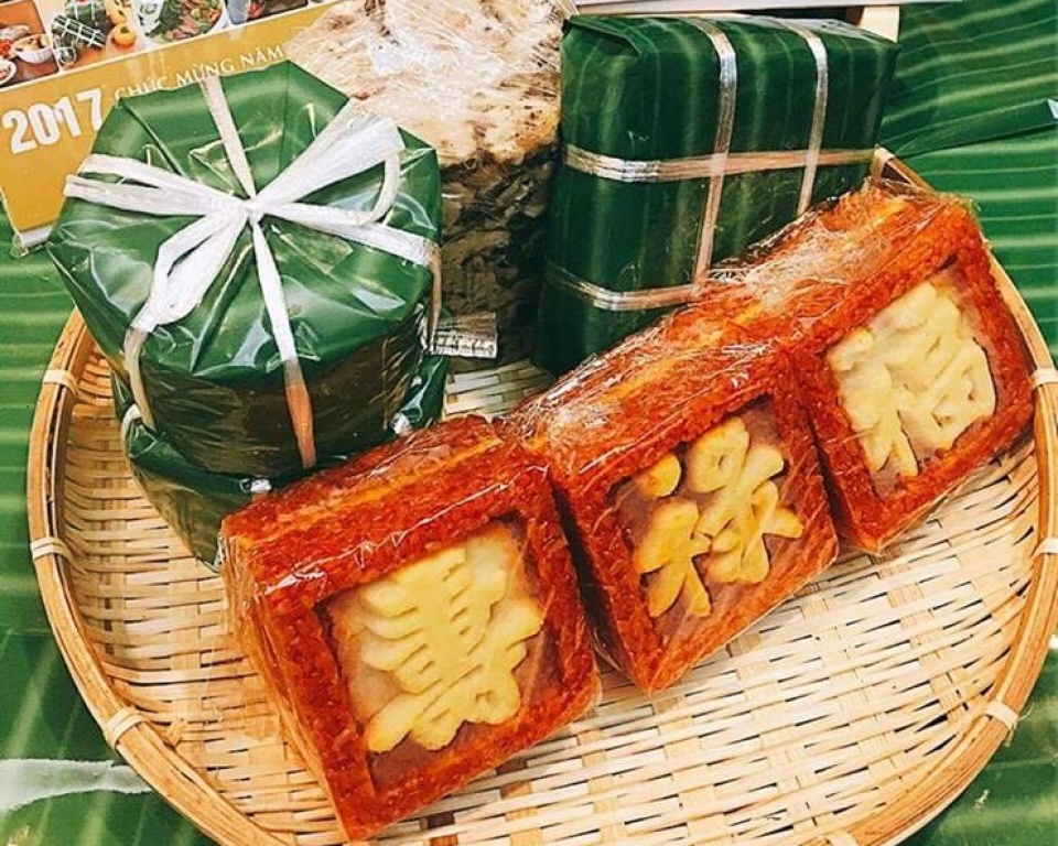 Chiếc bánh chưng ngày Tết ở xứ sở hoa anh đào chiec banh chung ngay tet o xu so hoa anh dao