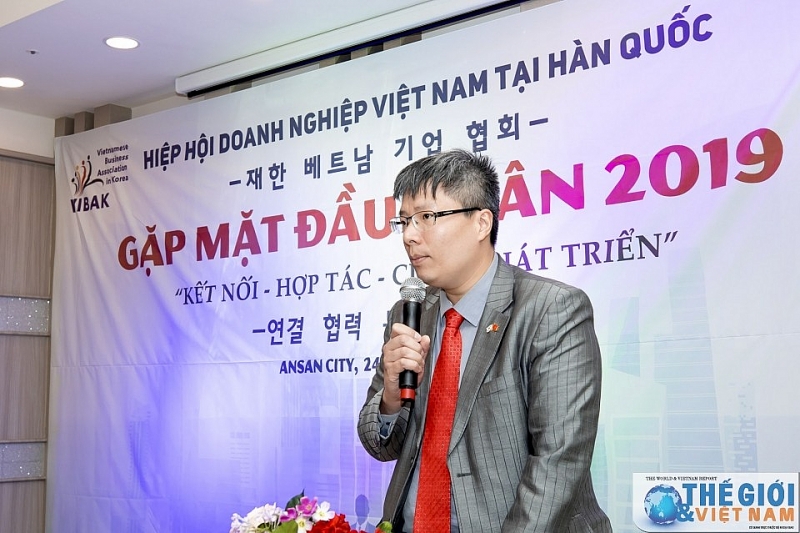 Tiến sĩ Trần Hải Linh, Ủy viên Ủy ban Trung ương Mặt trận Tổ quốc Việt Nam, Chủ tịch Hiệp hội Doanh nhân và Đầu tư Việt Nam – Hàn Quốc (VKBIA)