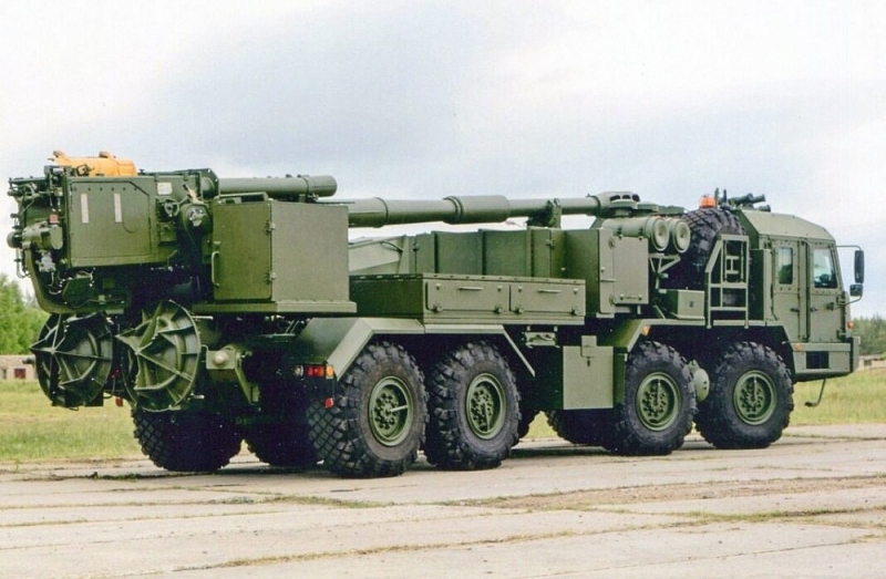 Nga thử nghiệm đạn pháo tự hành có điều khiển mới và sử dụng robot công binh