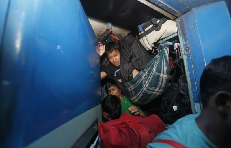 “Cưỡi” tàu hỏa ở Ấn Độ cuoi tau hoa o an do